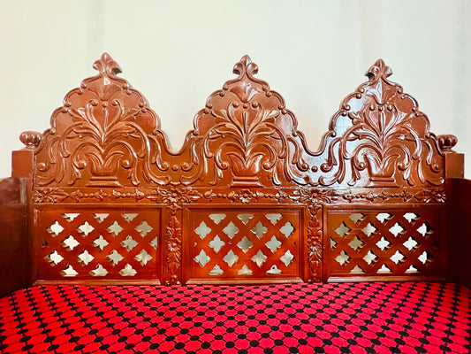Maharaja Jhula Seat